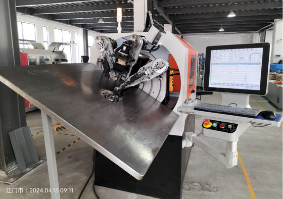 Wielofunkcyjna maszyna do produkcji sprężyn CNC o średnicy 0,3 - 2,5 mm Serwo