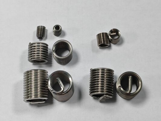 Automatyczna maszyna śmigłowa CNC M4-M16 Maszyna do wiosennego zwojowania z silnikiem