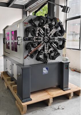 Sprzęt do produkcji sprężyn CNC 4,0 mm Sanyo Motor CE ISO9001 Niebieskie systemy