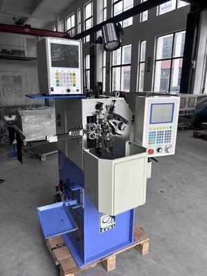 Wysokiej prędkości automatyczna maszyna do formowania drutu z prędkością produkcji 550 sztuk / min