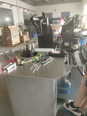 Wielofunkcyjna maszyna do gięcia drutu 3D do kształtowania linii sprężynowych