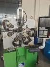 Precyzyjna maszyna do produkcji tulei śrubowych o średnicy M16 Automatyczna maszyna z gwintowanym tuleją CNC z CE na sprzedaż